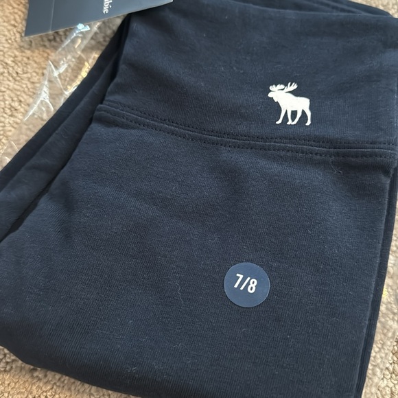 Abercrombie Bundle girls 7/8 leggings - Picture 2 of 4